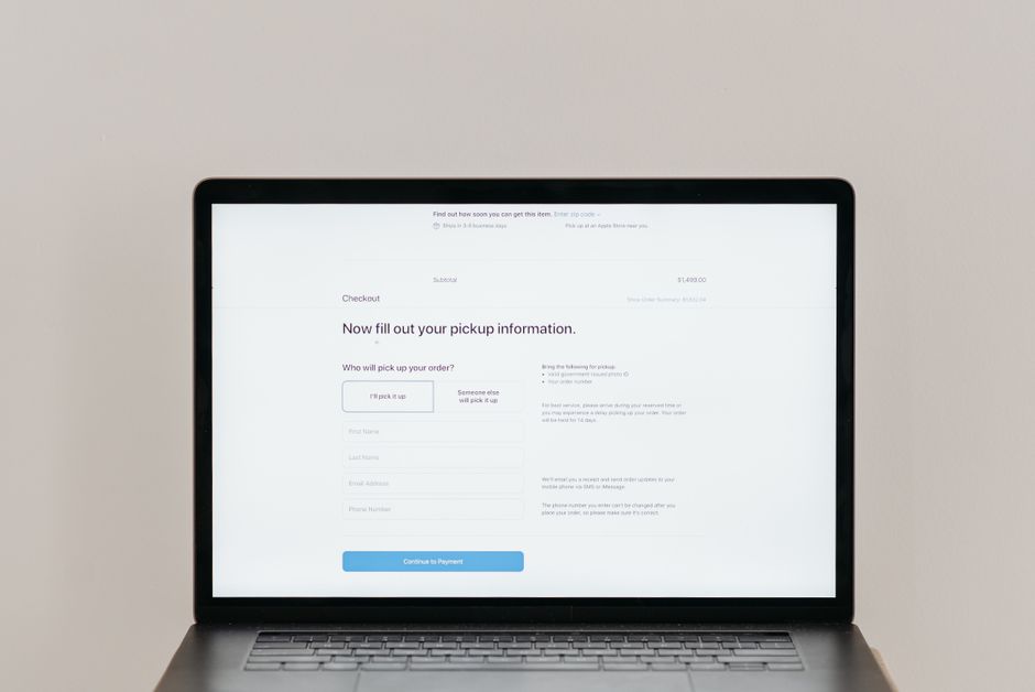 Verificarea atentă a datelor înainte de a trimite cererea ETA UK